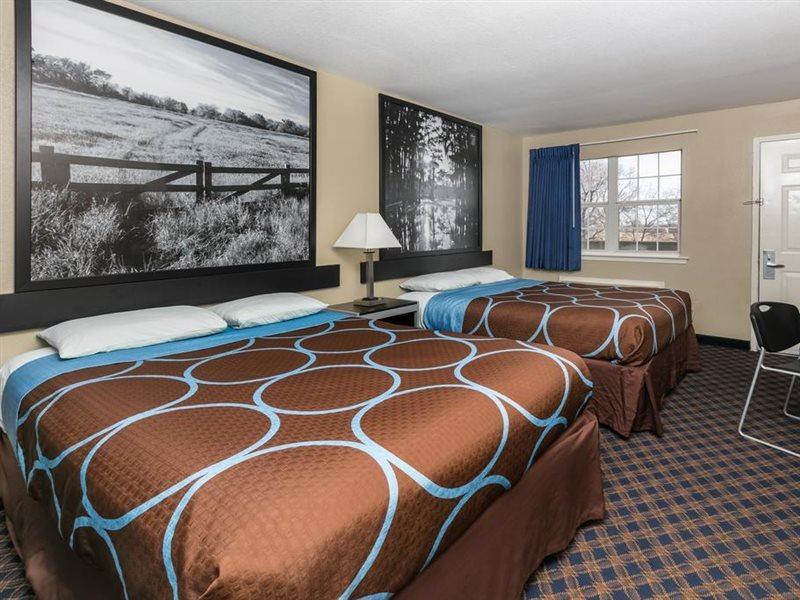 Super 8 By Wyndham Arlington Near At&T Stadium Zewnętrze zdjęcie