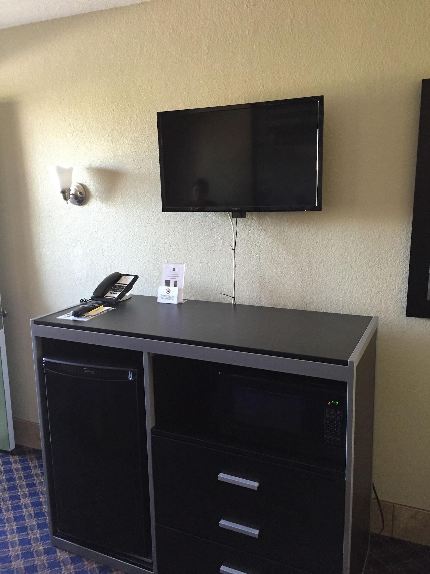 Super 8 By Wyndham Arlington Near At&T Stadium Zewnętrze zdjęcie