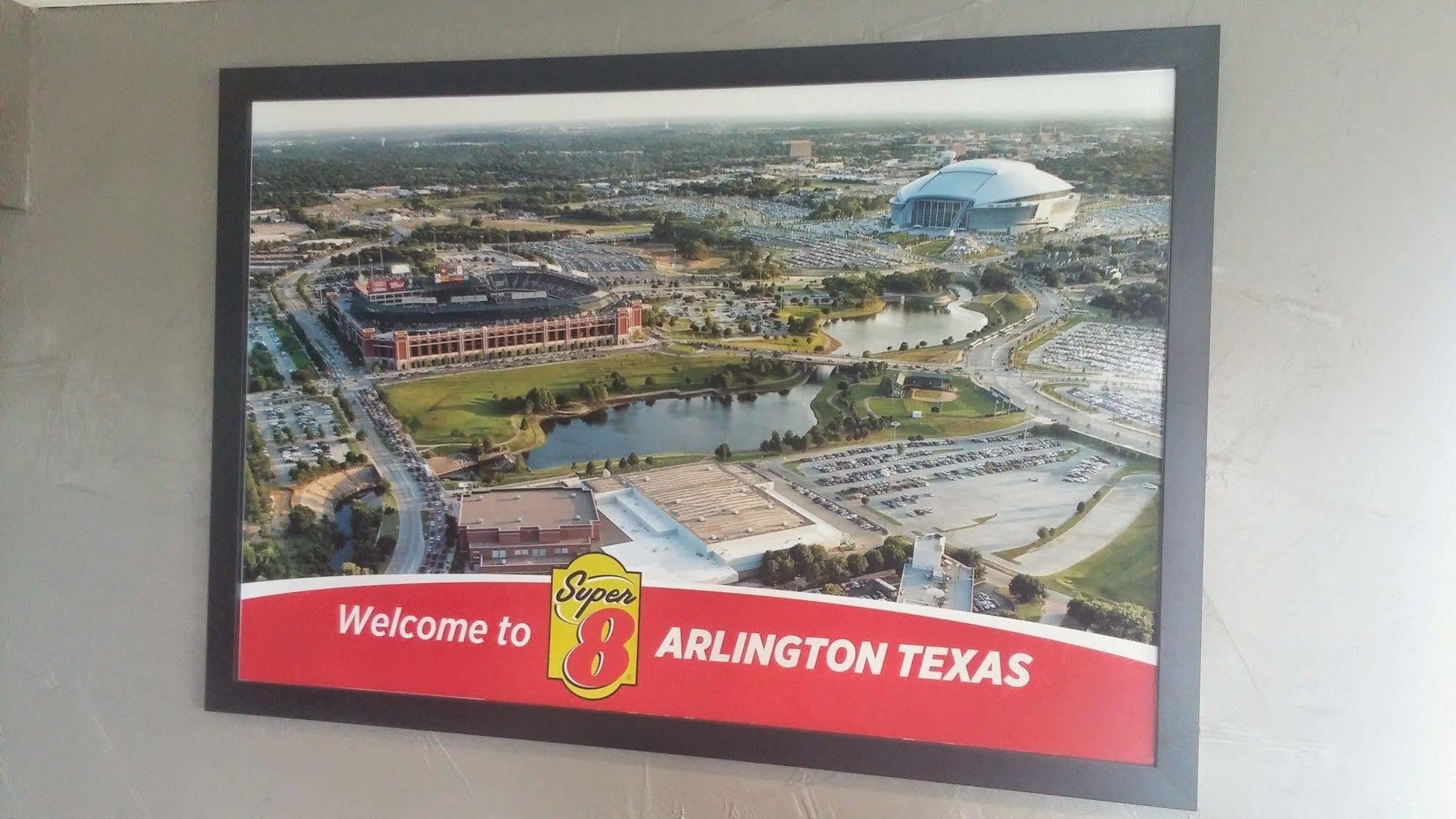Super 8 By Wyndham Arlington Near At&T Stadium Zewnętrze zdjęcie